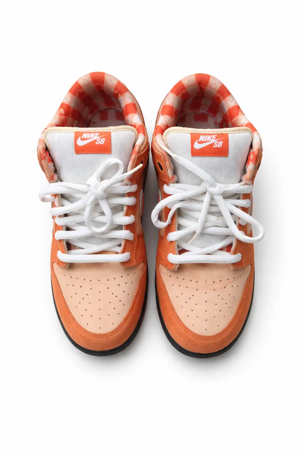 8F028FEA-7EE9-4D55-A755-1AC9ED1580BE Nike SB Dunk Low x Concepts 'Orange Lobster - Image 1