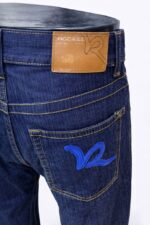 Rocawear brand blue denim jeans - Image 2