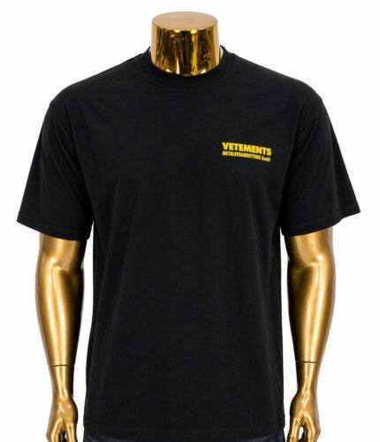 VETEMENTS black cotton T-shirt (M)