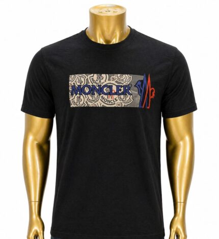 Moncler T-shirts (XL)